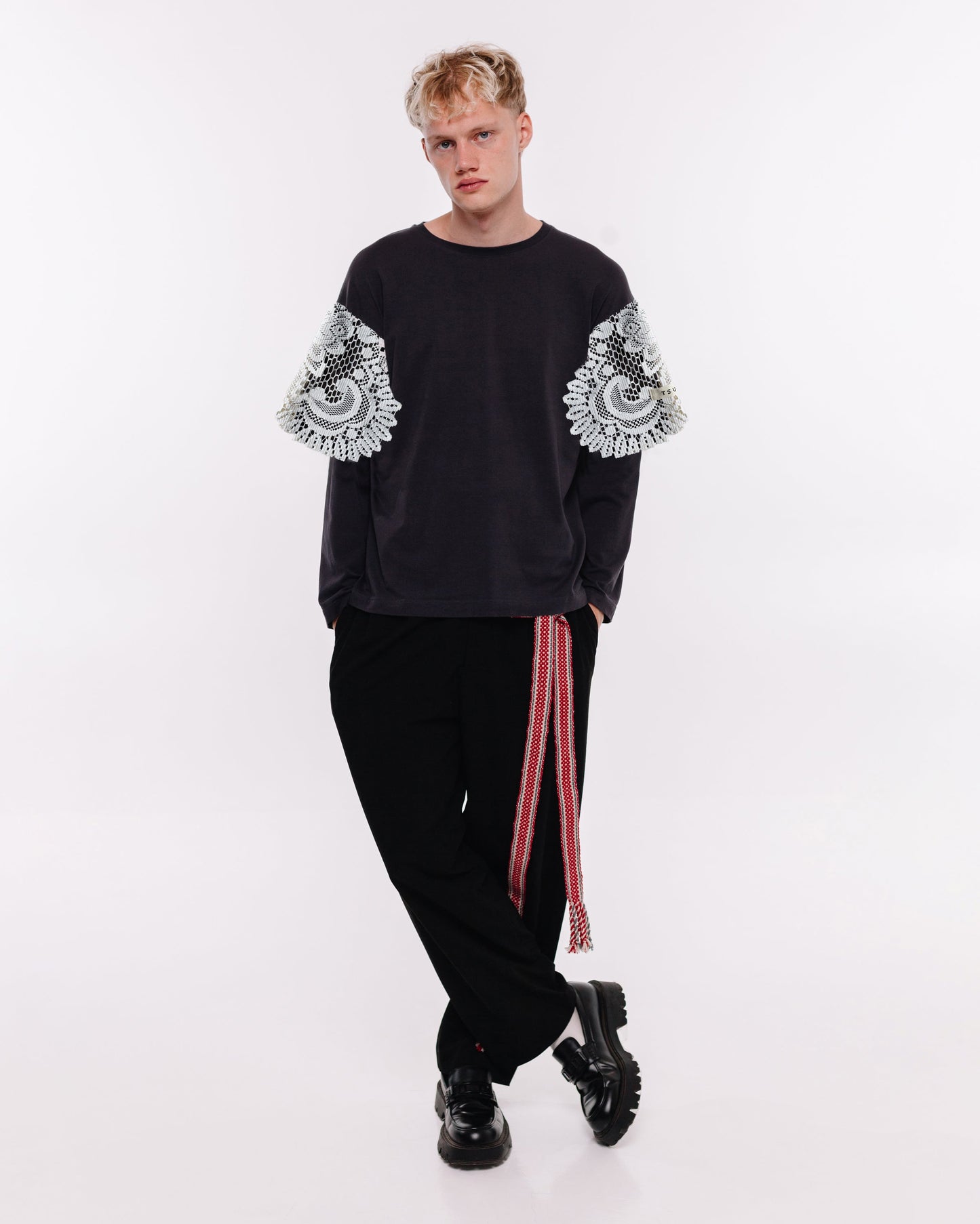 Longsleeve with firanka-sleeves