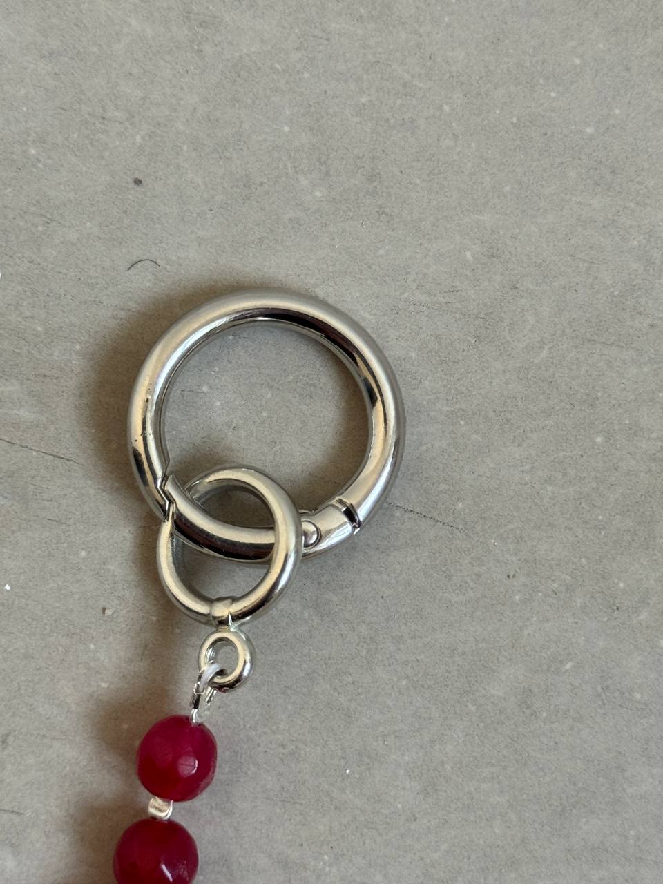 Keychain with 2 clasps and a tractor (cranberry)