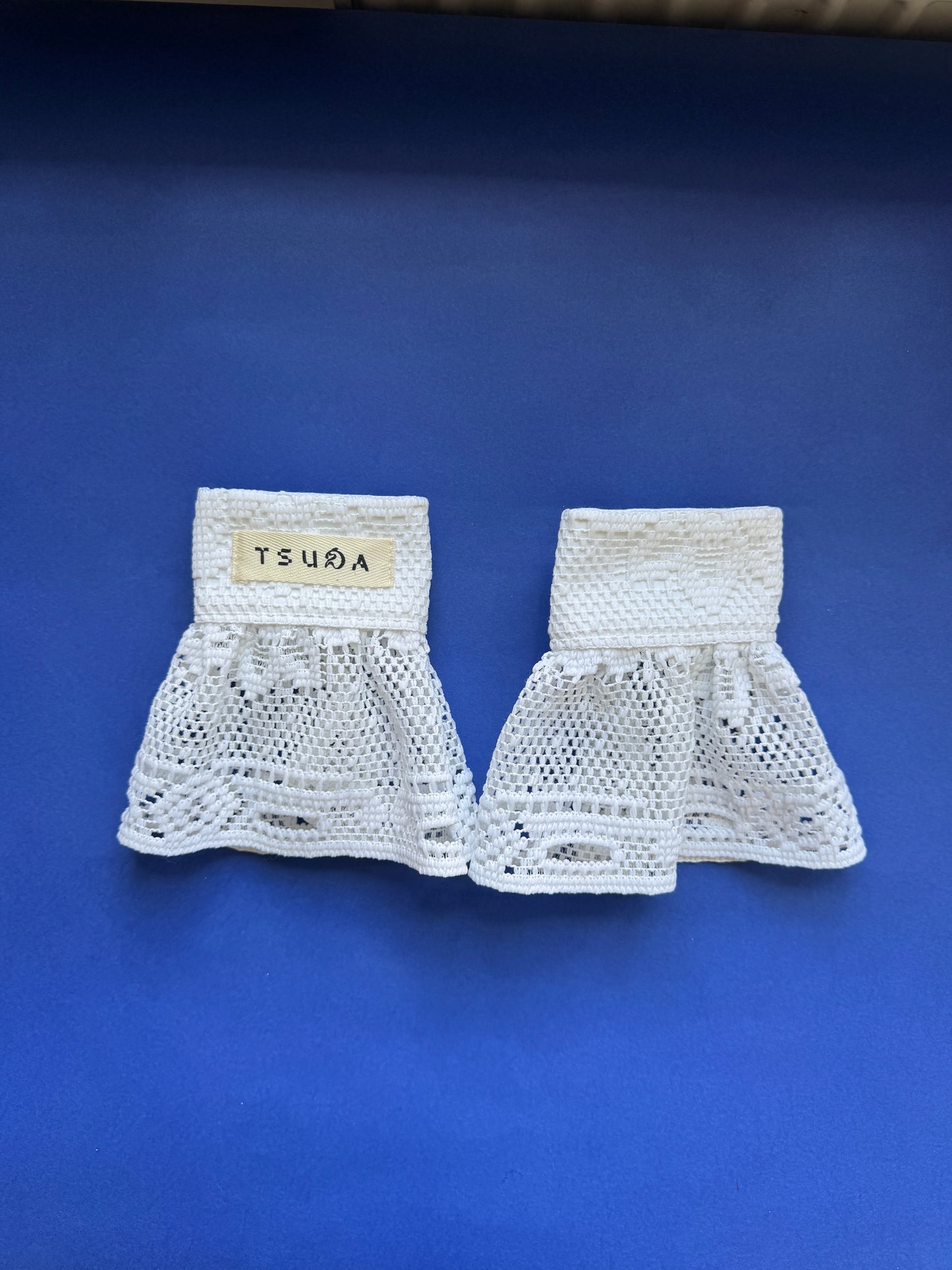 Curtain cuffs (pair)