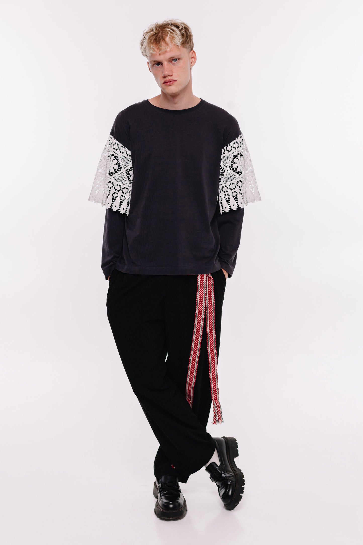 Longsleeve with firanka-sleeves