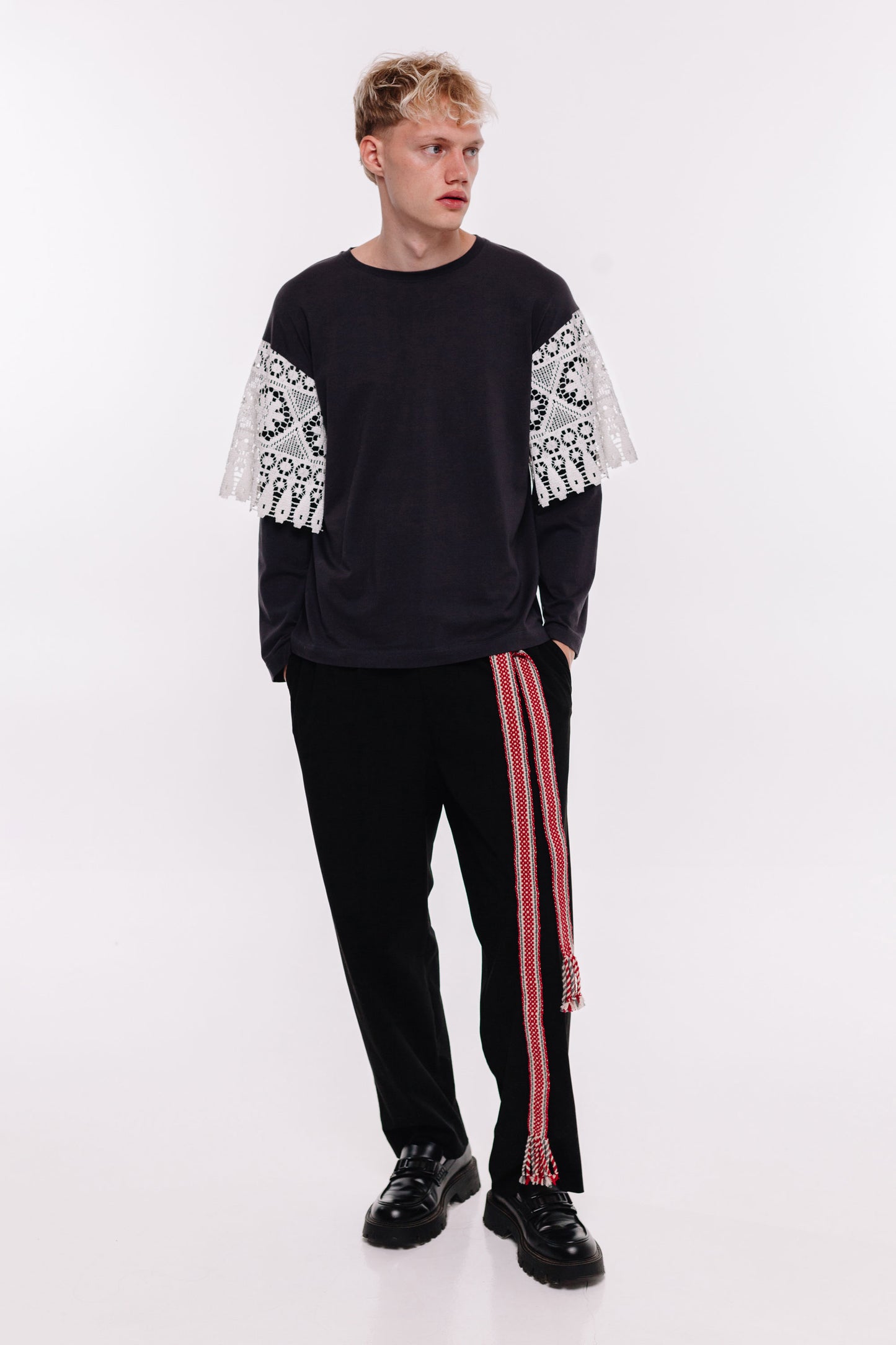 Longsleeve with firanka-sleeves