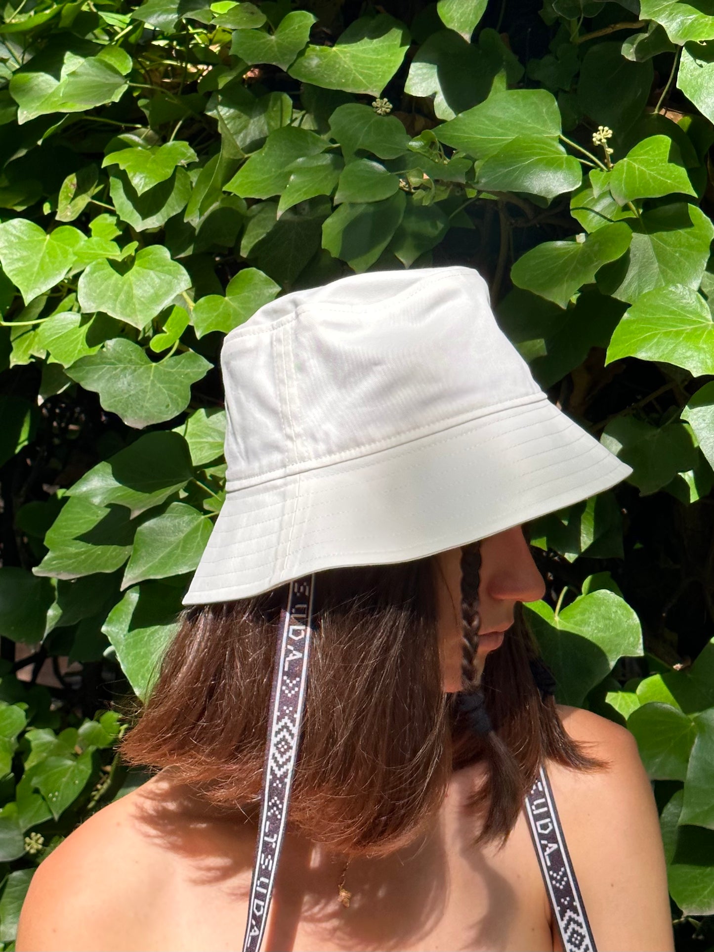 Bucket hat