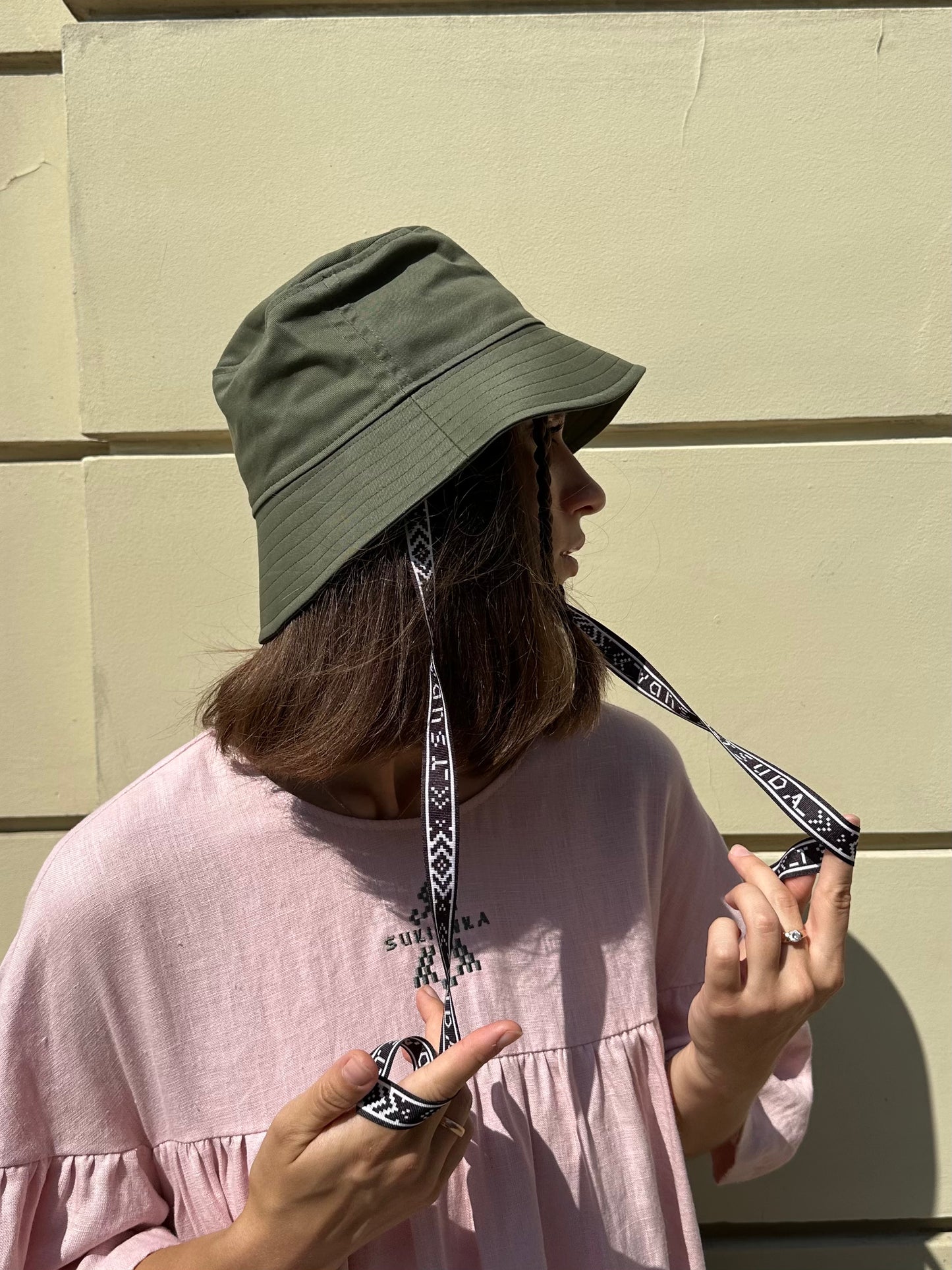 Bucket hat