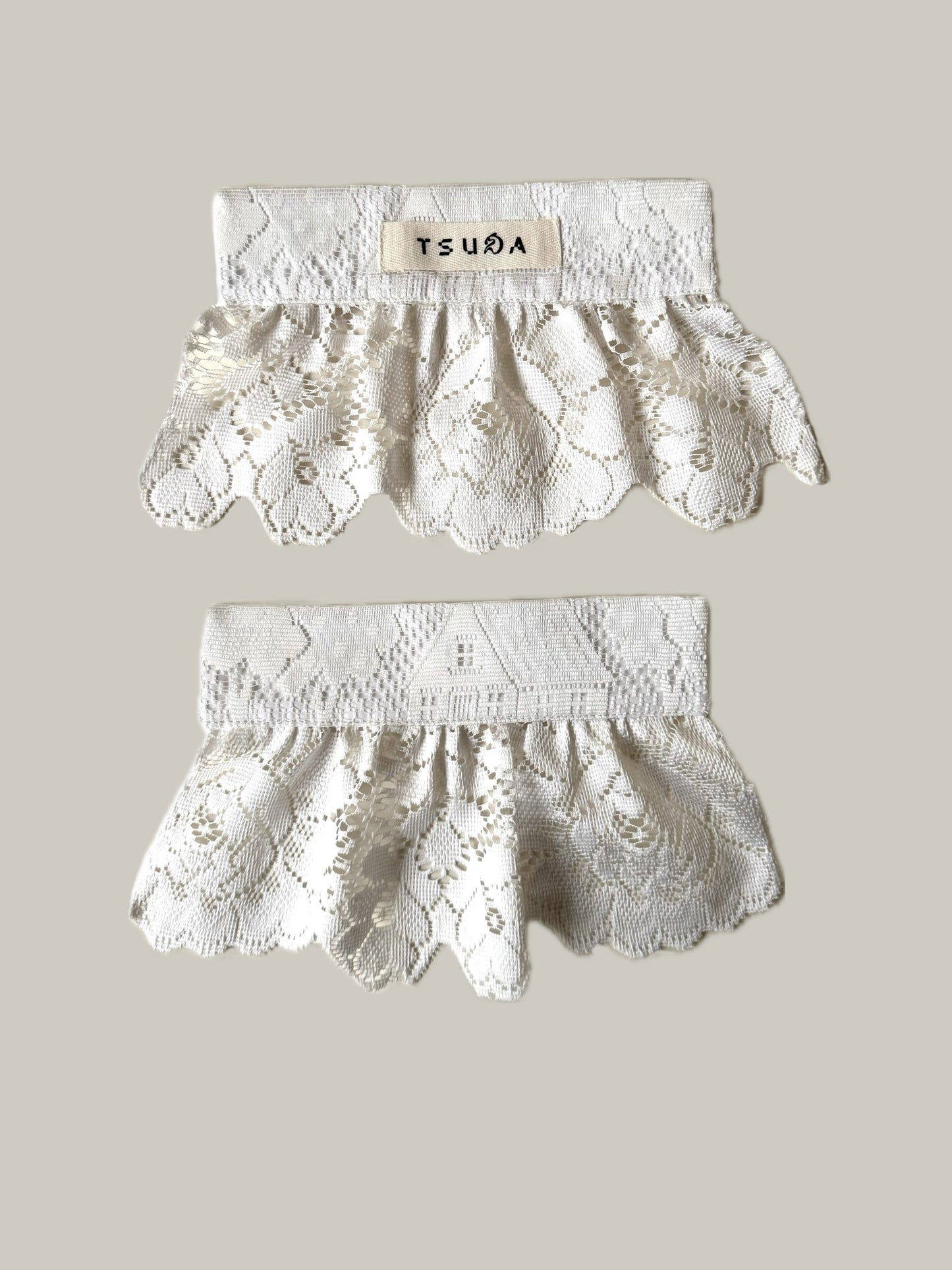 Curtain cuffs (pair)