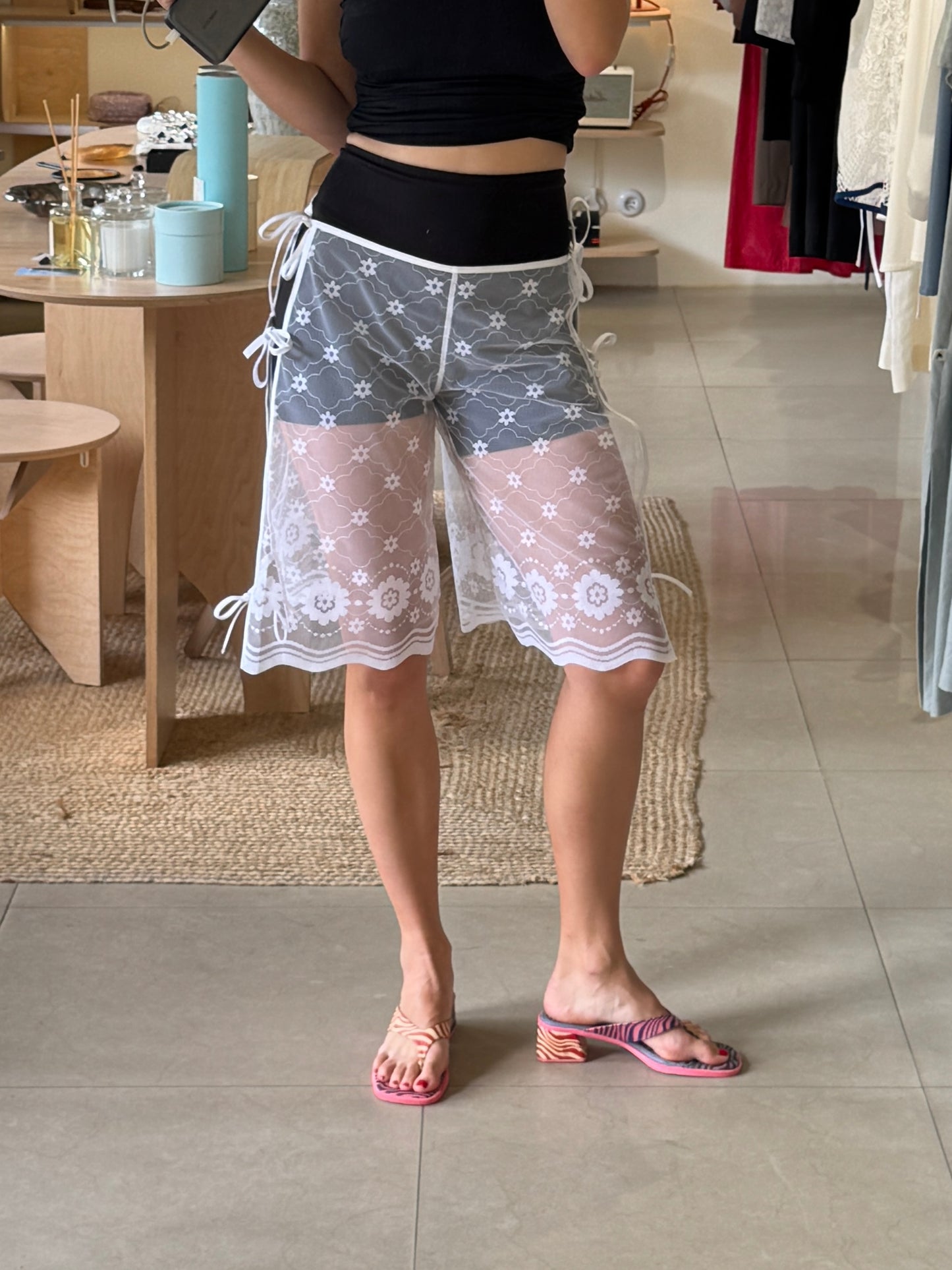 Vintage curtain bermuda shorts