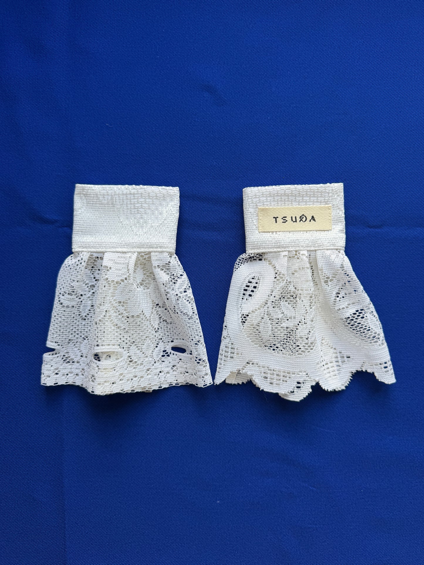 Curtain cuffs (pair)
