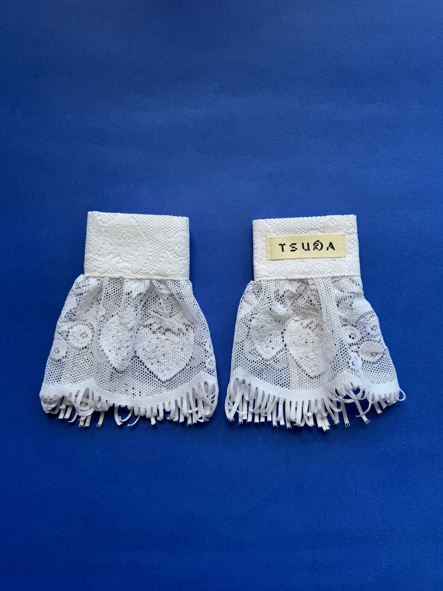 Curtain cuffs (pair)