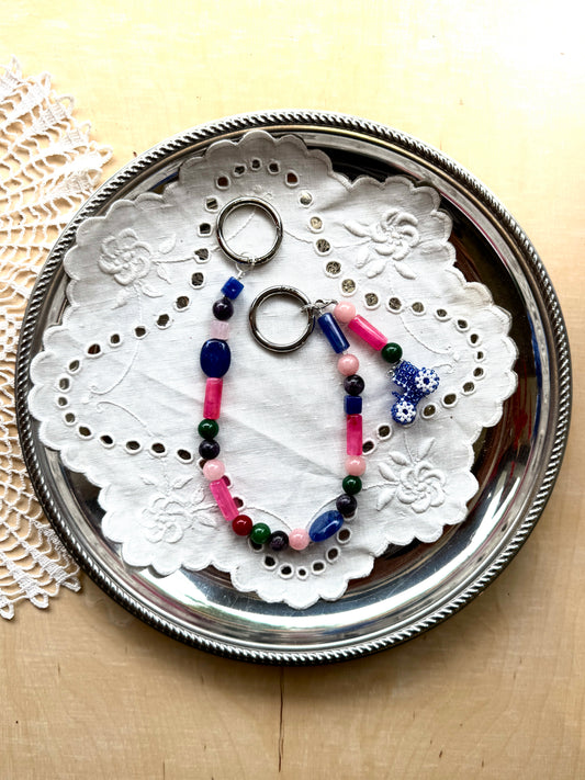 Keychain with 2 clasps and a tractor