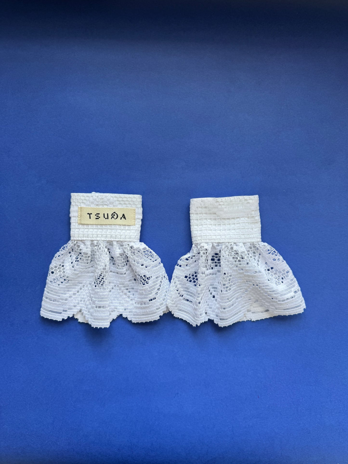 Curtain cuffs (pair)