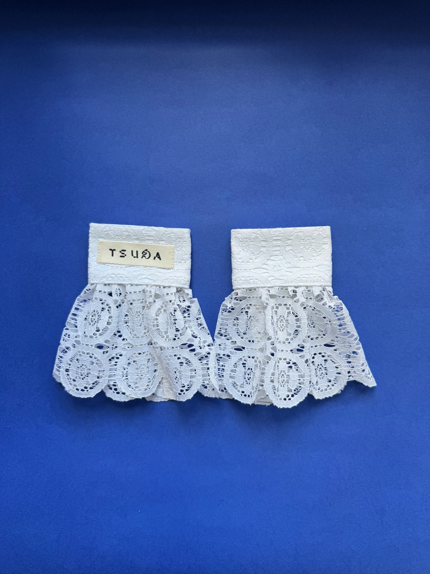 Curtain cuffs (pair)