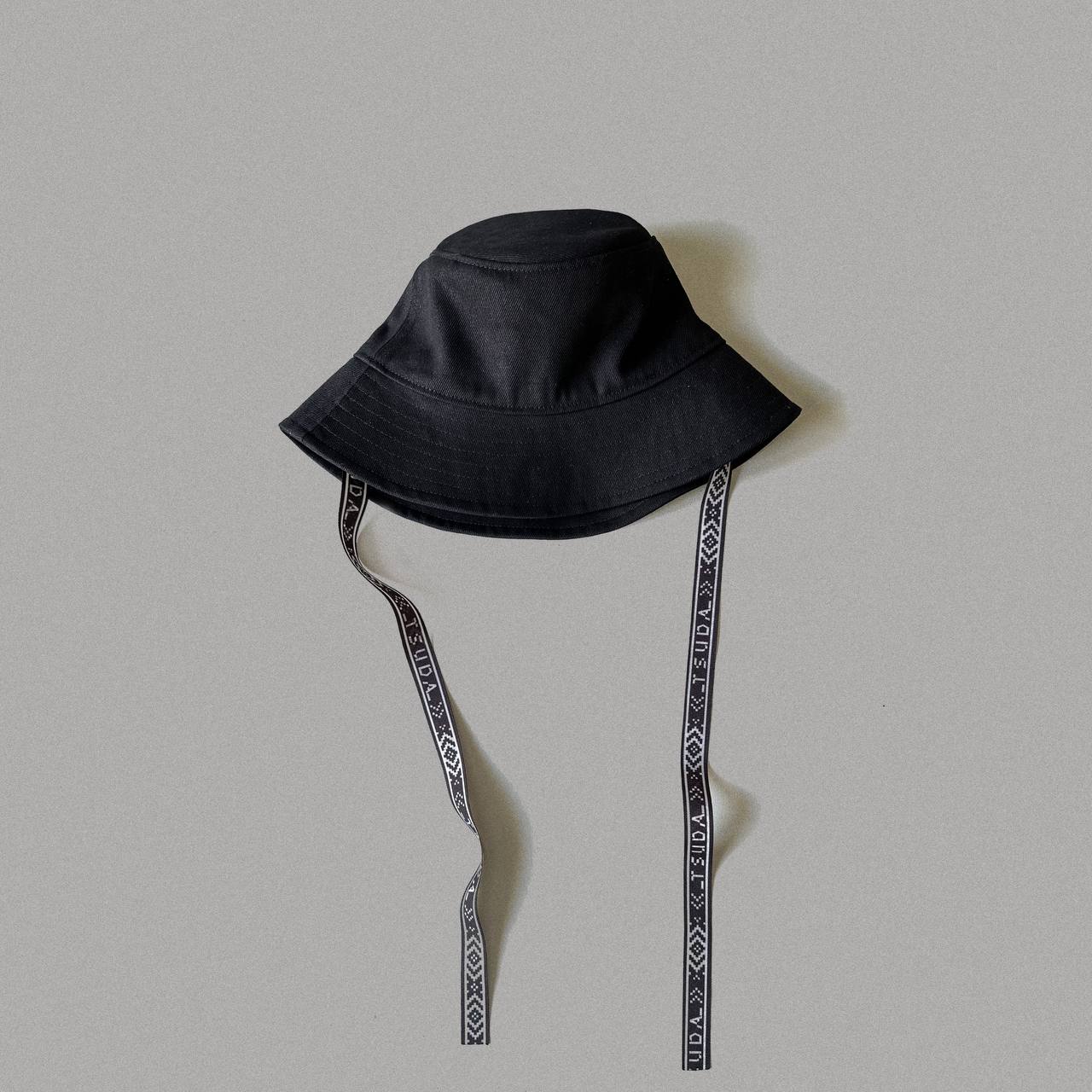 Bucket hat