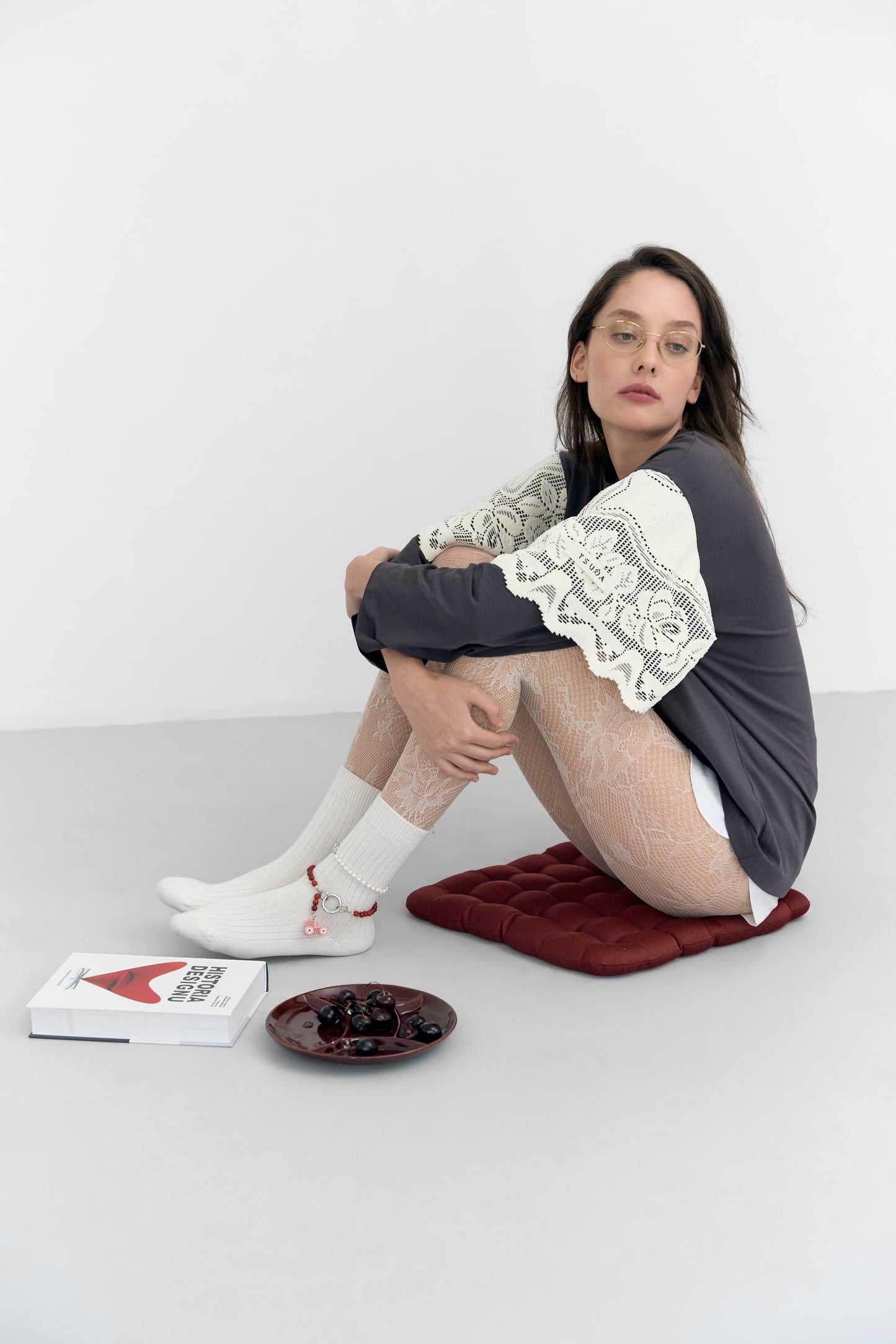 Longsleeve with curtain sleeves