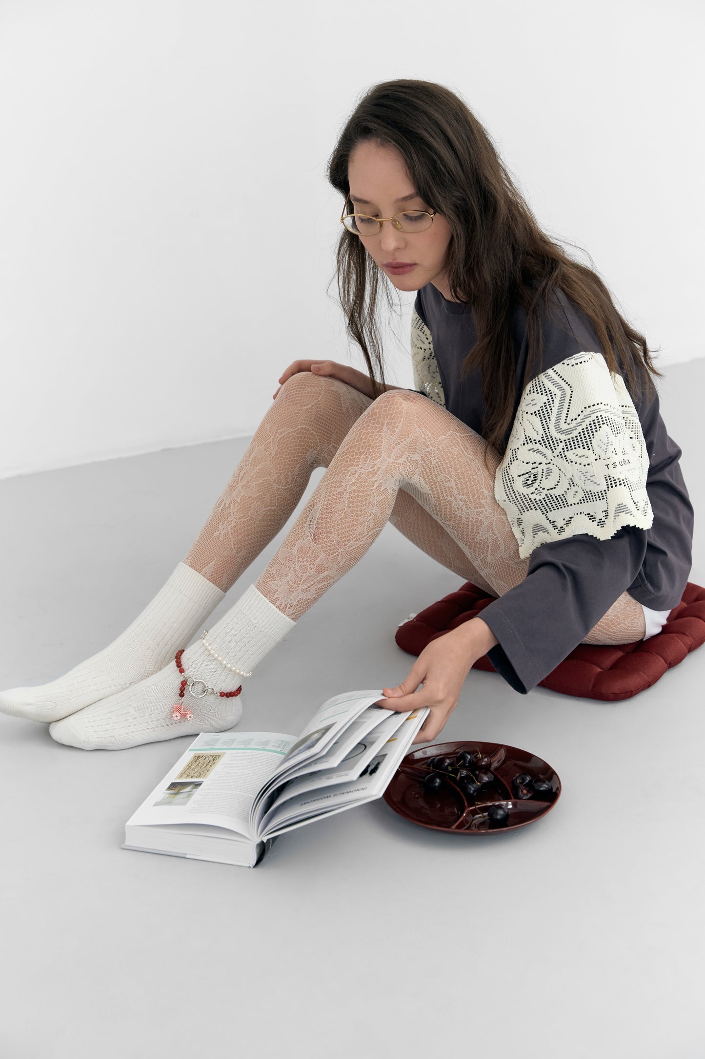 Longsleeve with curtain sleeves