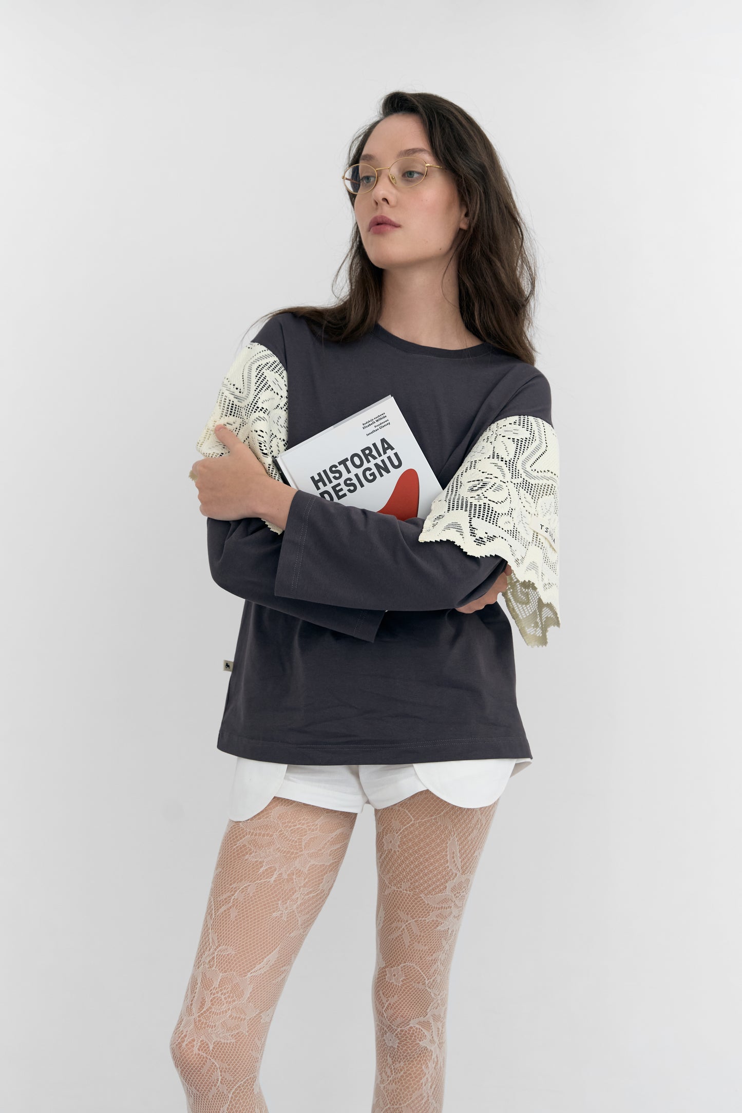 Longsleeve with curtain sleeves